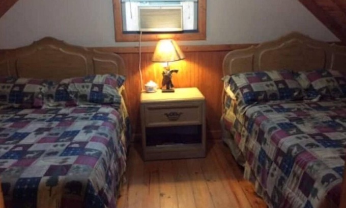 Bogalusa Cabina | Our one of a kind Freedom Cabin