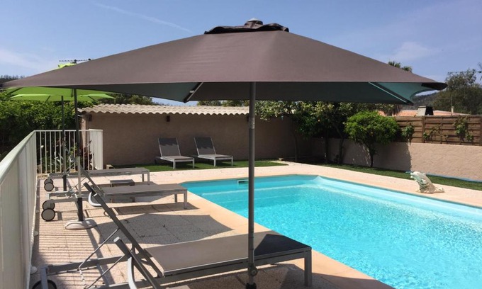 Bormes-Les-Mimosas Apartamento | Oustaou di Ercole