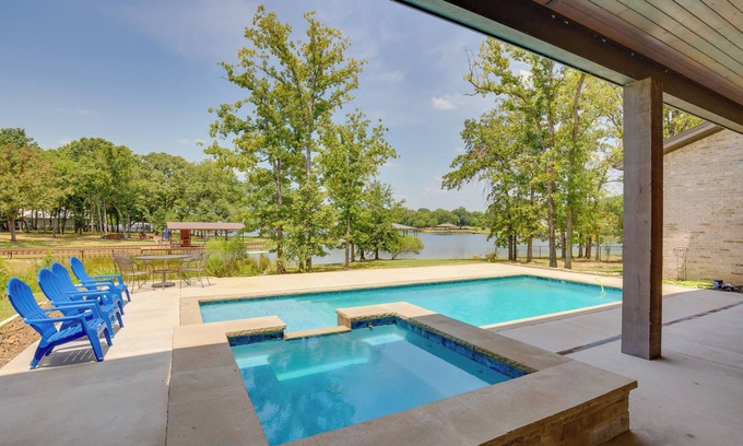 Malakoff Casa | Outdoor Oasis: Family Malakoff Gem on Cedar Creek!