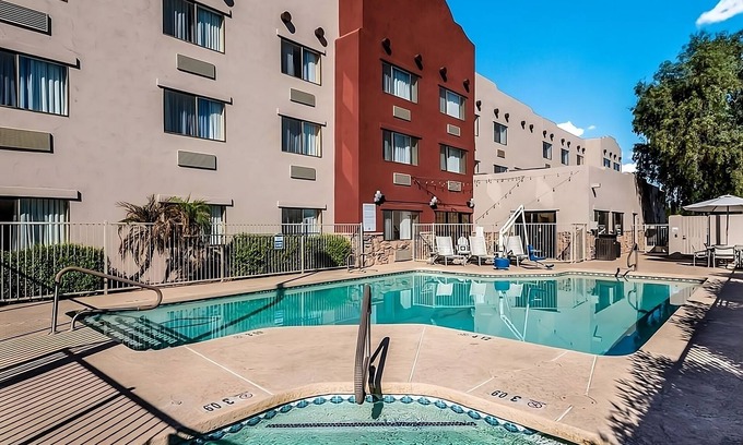 Palm Valley Complejo | Outdoor Vacay in Red Lion Inn & Suites Goodyear Phoenix! Near Attractions, Pool