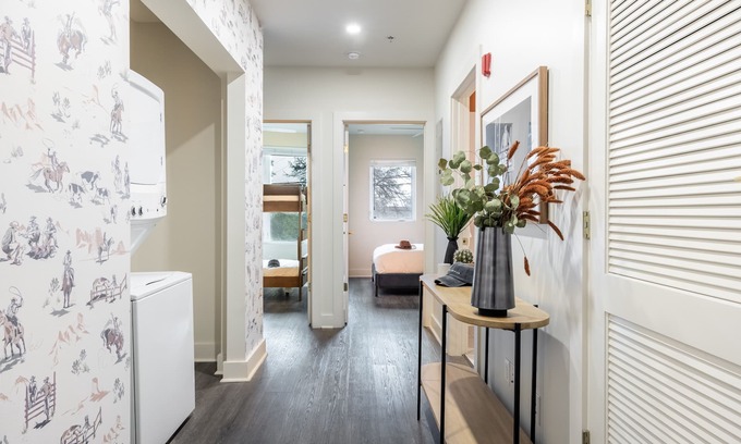 Five Points Casa | Outrider | Modern Music City Penthouse Sleeps 22