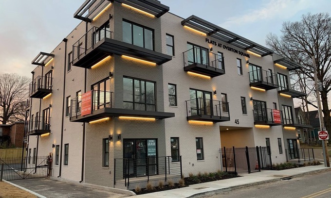 Midtown Apartamento | Overton Square Unit w/ Gated Parking / 10min to Beale St