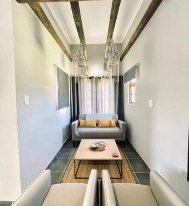 Port Beaufort Casa | Owl Cottage - Living The Breede