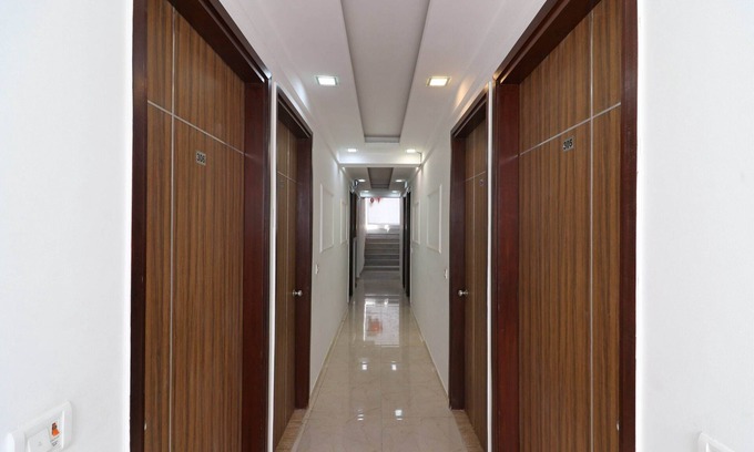 Mahipalpur Hotel | OYO 10795 Hotel RS Residency