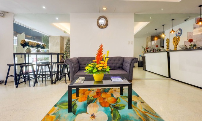 Ermita Hotel | OYO 902 Comfy Inn Manila