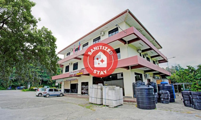 Ranau Hotel | OYO 90597 Delightful Holiday Inn