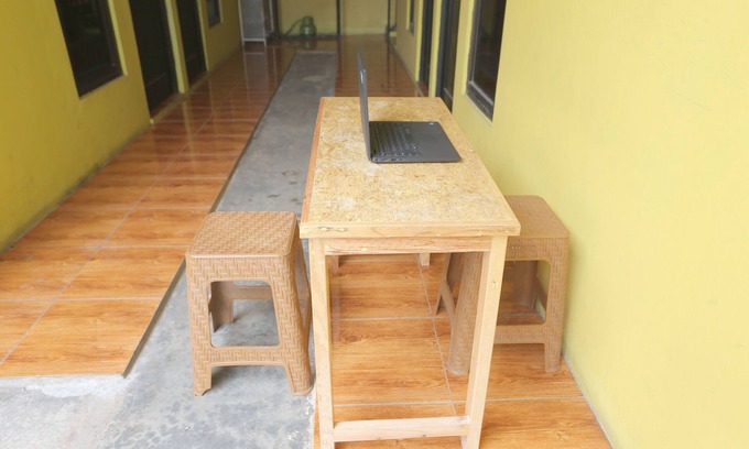 Bekasi Hotel | OYO 93021 Kost Dison