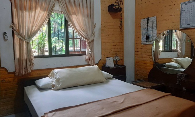 Ngaglik Hotel | OYO 94000 Omah Citra Genia Homestay