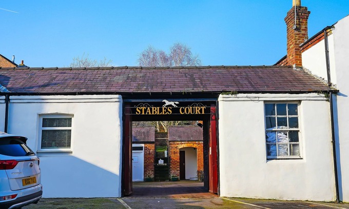 Ripon Hotel | OYO The White Horse, Ripon North Yorkshire