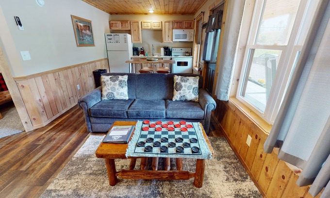 Gaines Cabina | PA Grand Canyon, Mountain View, Pine Creek