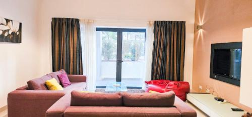 Paceville Apartamento | Paceville Flat Two Bedroom Two Bathrooms St Julians with Terrace and Yard Pen 2