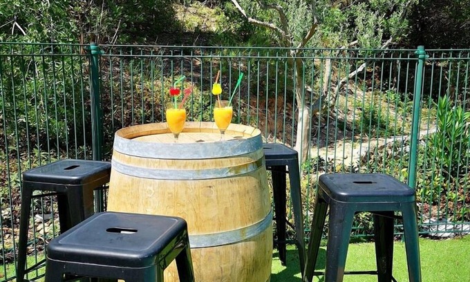 Tourves Cabina | Pachous Farm