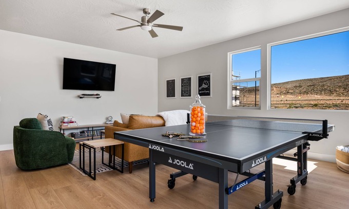 St. George Casa | Paddle and Play: Desert Color Lagoon + Beaches