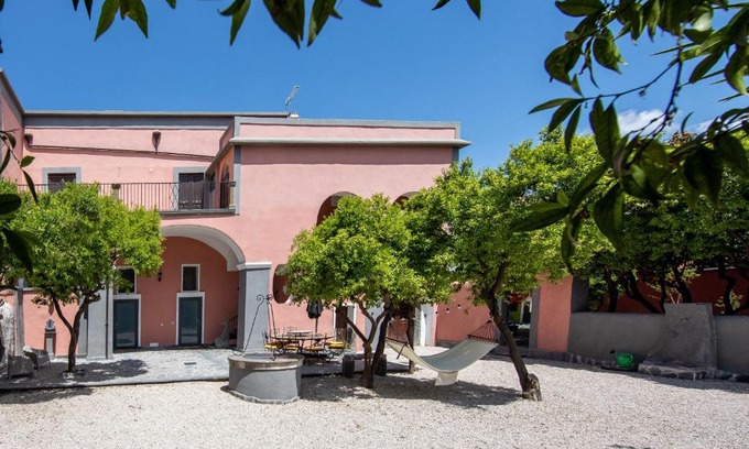 Mount Vesuvius - Pompei Casa | Palazzo d'Aquino