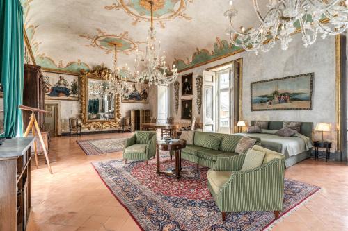 Montecalvario Casa | Palazzo Doria Suites