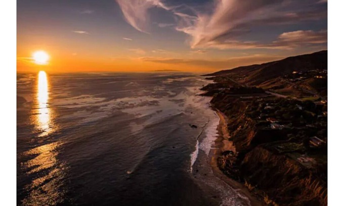 Pacific Palisades Casa | Palisades Family Beach House near Surfing Spots