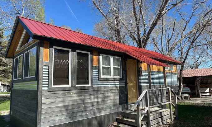 Irwin Cabina | Palisades Wheel Cabin #8