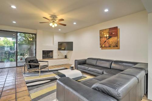 Palm Desert Apartamento | Palm Desert Condo about 40 Mi to Joshua Tree Park