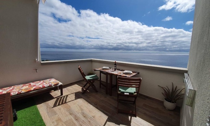 Santa Cruz de Tenerife Apartamento | Pambnb – Escapada con Encanto y Vista al Mar