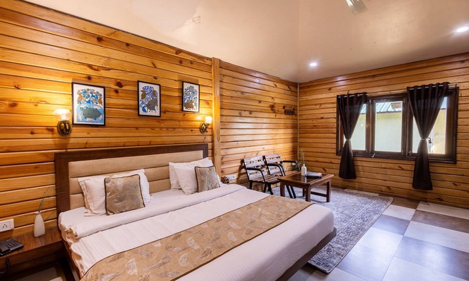 Piparia Hotel | Panarpani Retreat Pachmarhi