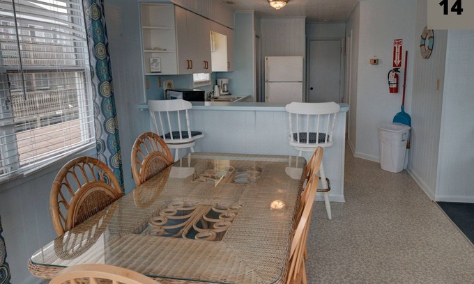 Buxton Cabaña | Panoramic Cape Hatteras Views - One Bedroom Cottage