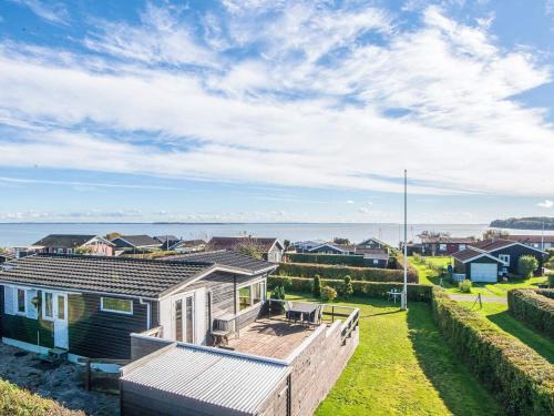 Hejlsminde Strand Casa | Panoramic Cottage Retreat-By Traum