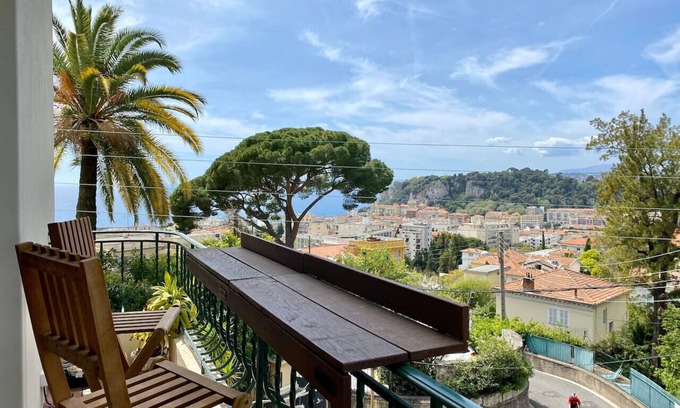 Lazaret Apartamento | Panoramic Sea / City View 2 bedroom apartment