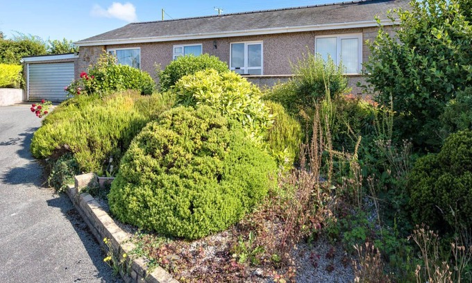 Bwlchtocyn Casa | Pant Gwyn Bungalow in the beautiful Pwllheli