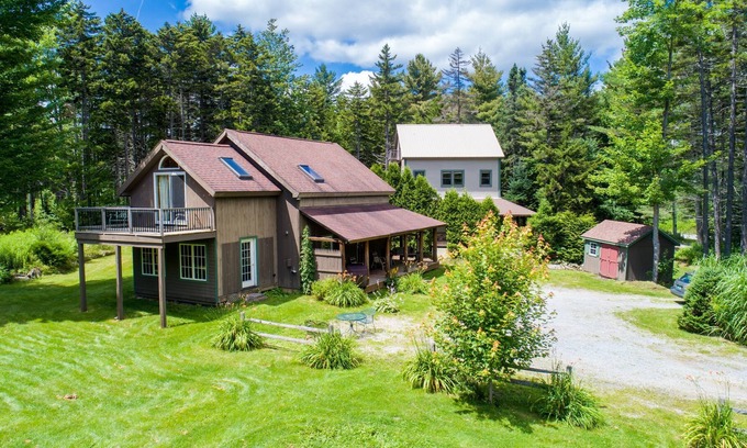 Mount Holly Casa | Paradise in Mount Holly!