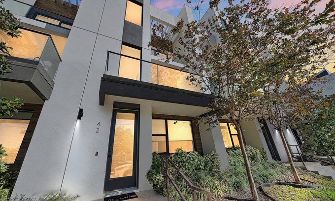 Downtown Casa | Paradise Living in Uptown Sarasota