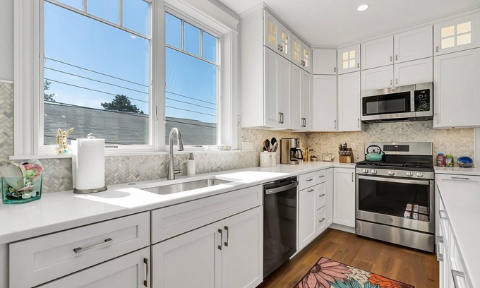 Scarborough Casa | Paradise Point |NEW-Off Season Rental | Coastal Luxury| Bayley Vacation Rentals