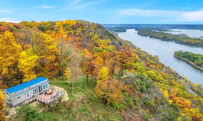 De Soto Cabina | Paradise Point- Sleeps 2 HOT TUB