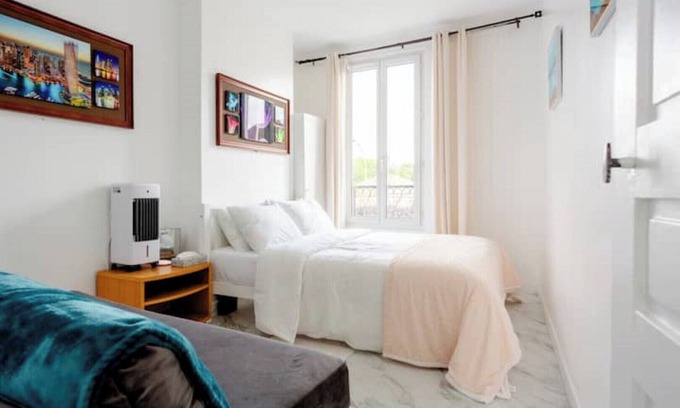 Stains Apartamento | Paris Tourist Apartment, France, Private Stay for you and Your Family ?
