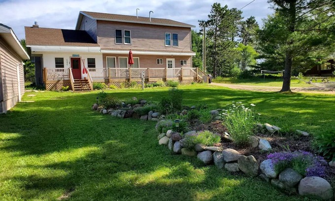 Au Train Casa | Park Avenue Lodge:Explore the Colorful Trails, Visit Pictured Rocks, and Relax by the Firepit!