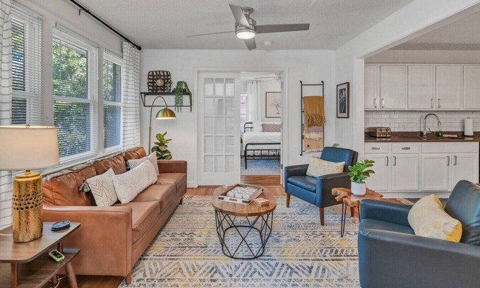 Earlewood Casa | Park St Haven | 4BR w/Patio