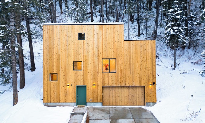 Summit Park Casa | Parkview Mountain House | Luxury Ski Home w/ Hot Tub Near Trails & Downtown