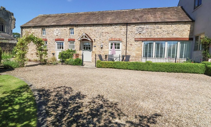 Bedale Cabaña | PARR COTTAGE, character holiday cottage, with a garden in Bedale