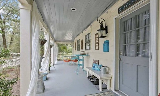 Madisonville Casa | Party in New Orleans, Rejuvenate in Madisonville! 528 Hwy 1085, Madisonville, LA