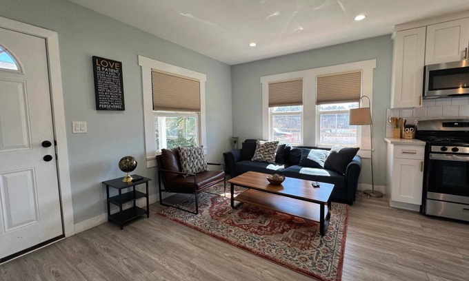 Pasadena Casa | ★ Pasadena 2B/2B fully remodeled with 2 parking ★