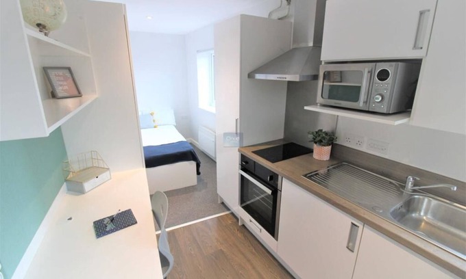 Lincoln Apartamento | Pass the Keys | Centrally located studio Flat