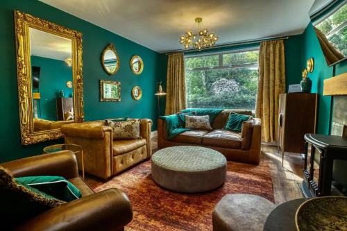 Aubourn Casa | Pass the Keys Characterful Countryside Retreat