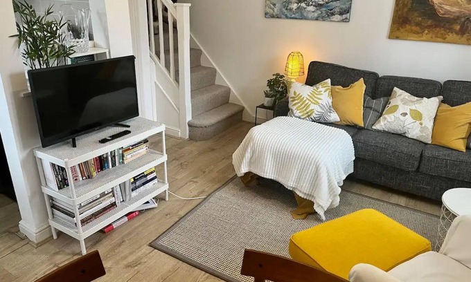 Borehamwood Casa | Pass the Keys | Cosy One Bedroom House with Parking