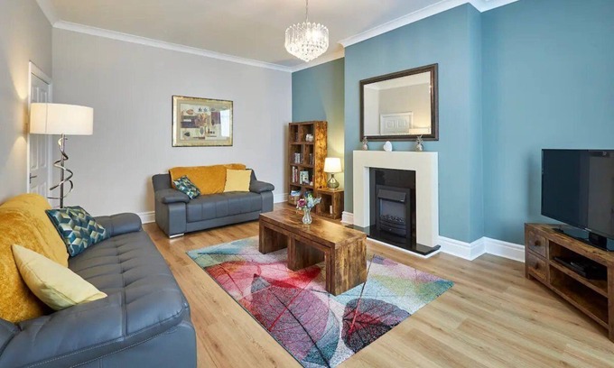 Seaham Casa | Pass the Keys | Modern home in a seaside town
