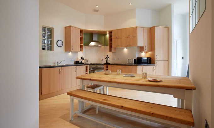 York Apartamento | Pass The Keys | Smart and Modern Flat with Parking