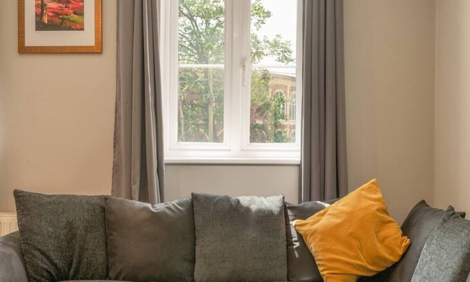 Sindlesham Apartamento | Pass the Keys | Will's apartment · Nirvana Retreat with Parking