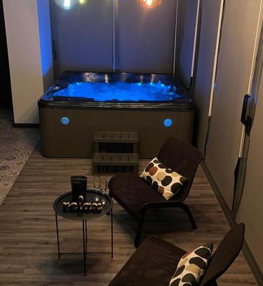 Sorbais Cama Y Desayuno | PAUSE NATURE SORBAIS gîte 2 personnes avec grand SPA privatif, STREAMING et arrivée autonome