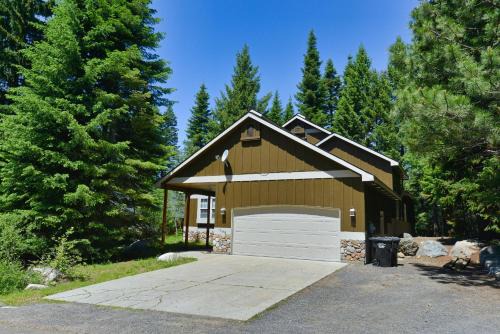 McCall Casa | Peace in the Pines by Casago McCall - Donerightmanagement