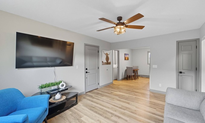 Altoona Apartamento | Peaceful and Cozy - 2BR 1BA / Washer / Parking