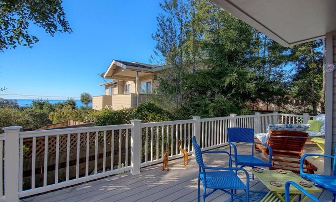 Marine Terrace Casa | Tranquila y encantadora casa de playa Cambria con terraza vista al mar