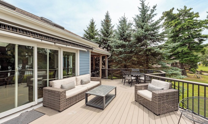 Waterfront Greens Casa | Peaceful Cove Stay w/ Foosball & Hot Tub